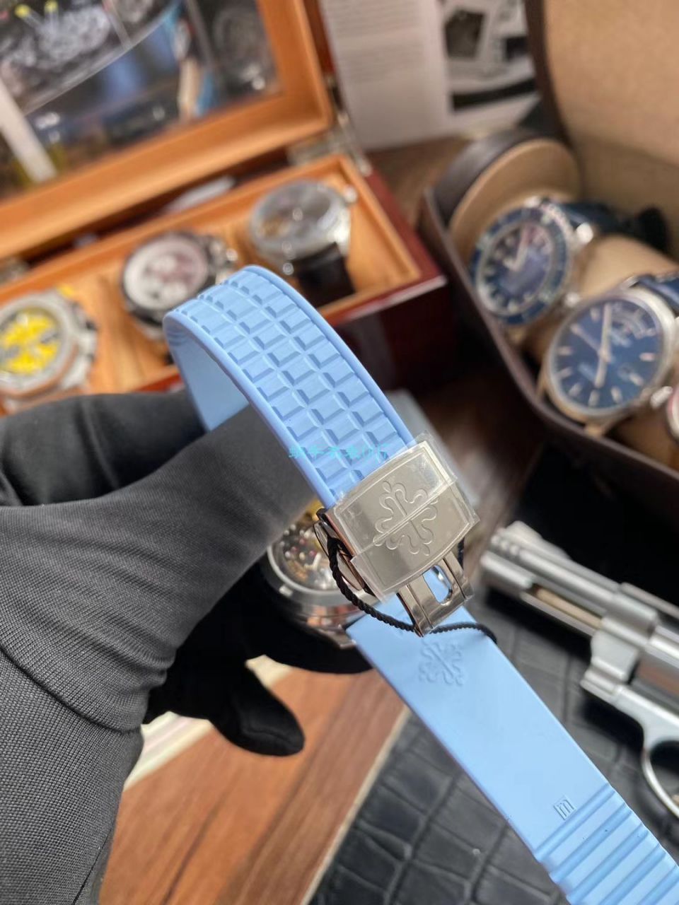 PPF Factory  top 高仿 PATEK PHILIPPE 手表AQUANAUT系列5072G-001女表 / BD306