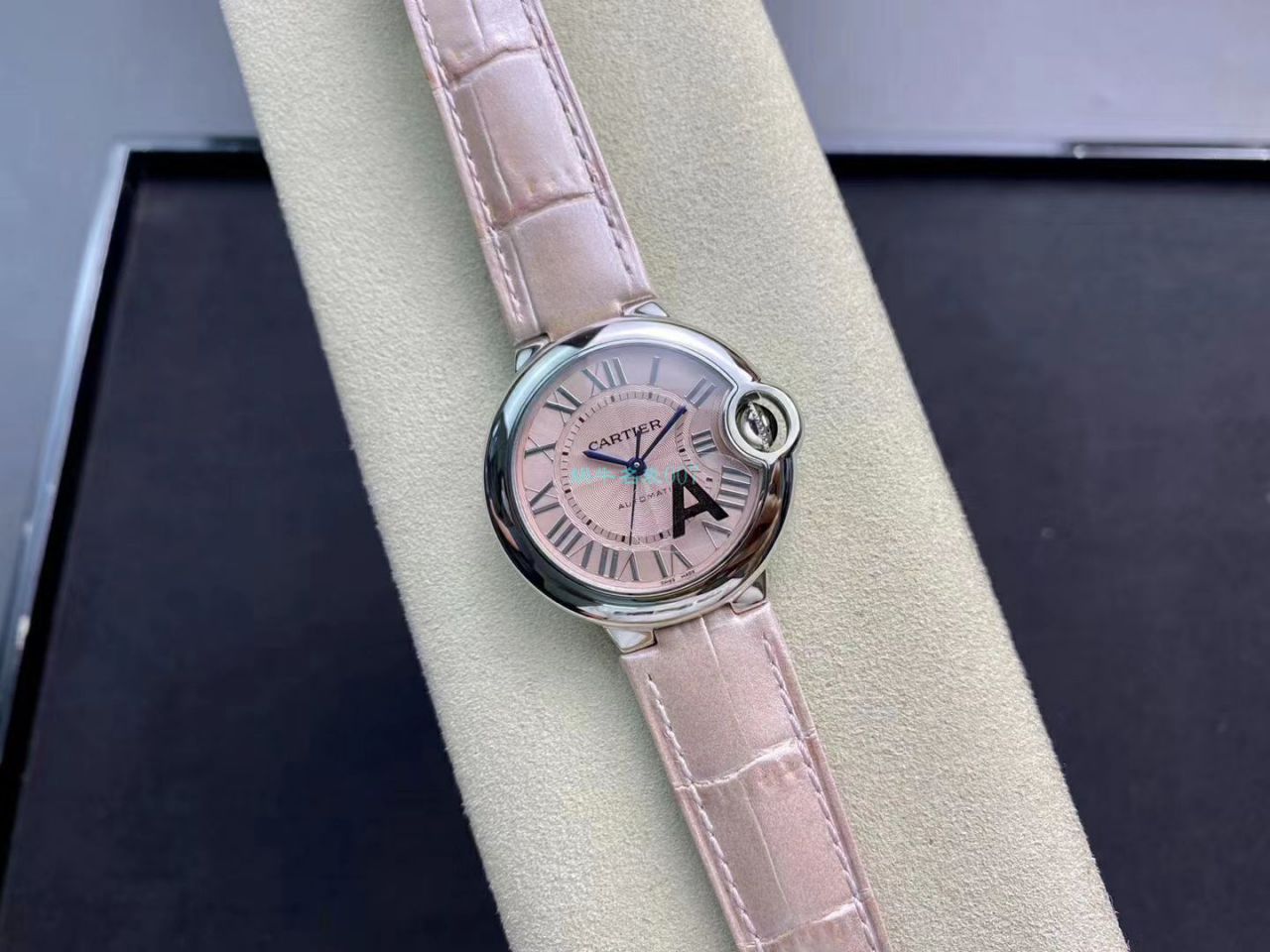 V6 Factory 7K版本高仿 Cartier  蓝气球33MM女表WSBB0002 wrist watch  / K293
