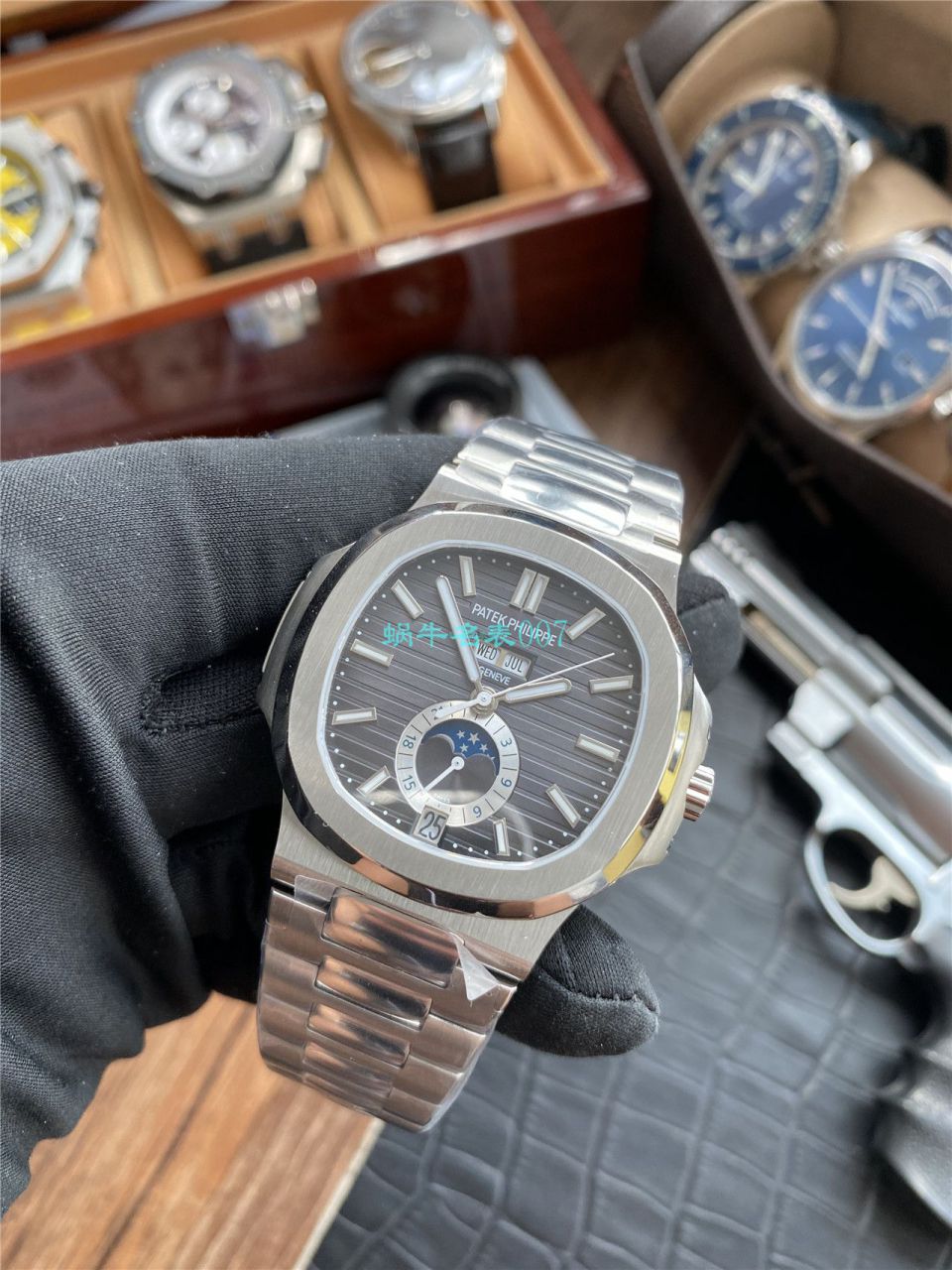 评测V9 Factory 真月相高仿手表 PATEK PHILIPPE  Nautilus 5726/1A-010 wrist watch  / BD310