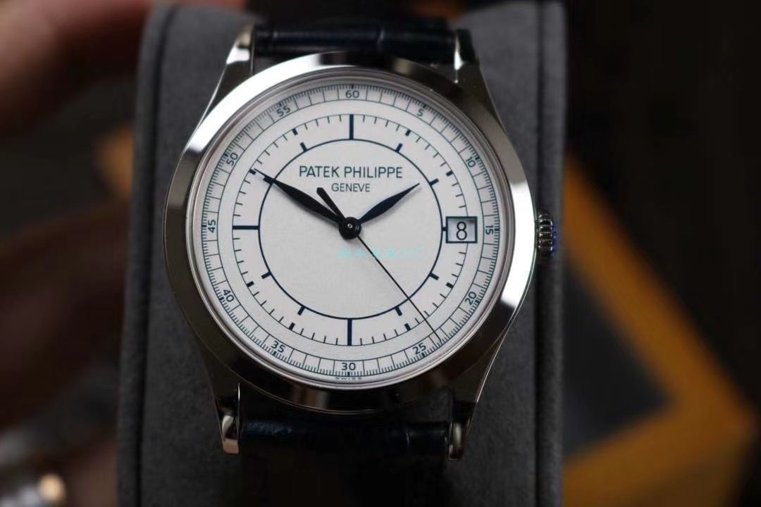 【ZF一比一超A高仿】 PATEK PHILIPPE 古典表系列5296G-001 白金 wrist watch  / BD236