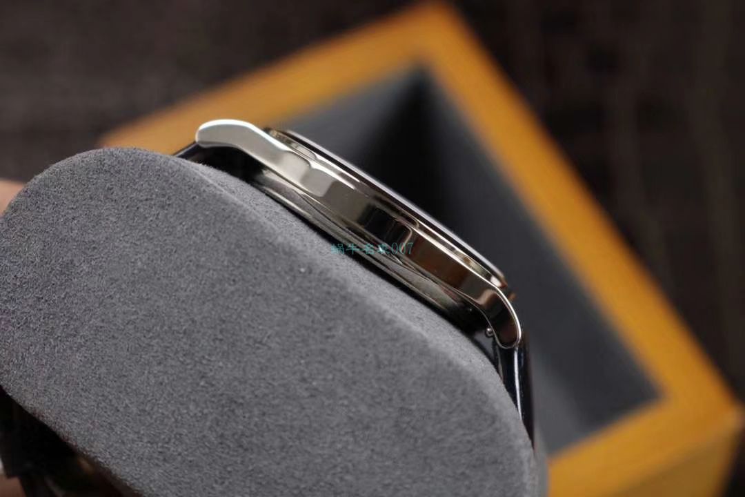 【ZF一比一超A高仿】 PATEK PHILIPPE 古典表系列5296G-001 白金 wrist watch  / BD236