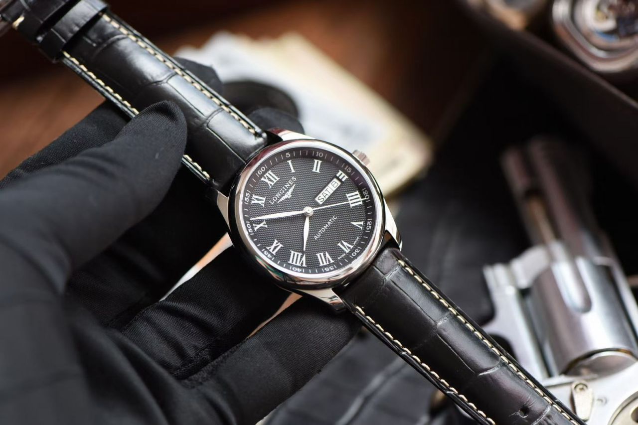 YL Factory 超A高仿手表 Longines 名匠 Day-Date 系列L2.755.4.51.7 wrist watch  / L169