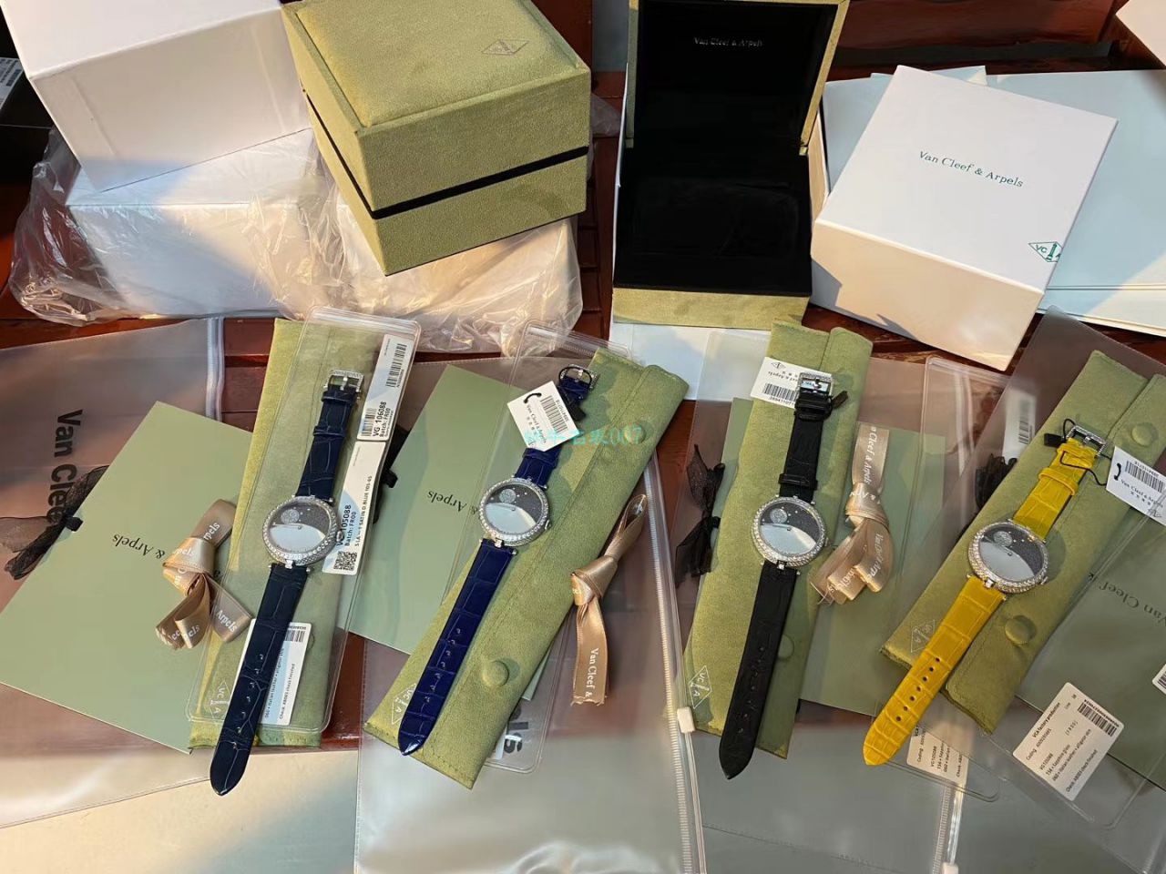 梵克雅宝 top 复刻高仿女装诗意复杂功能系列VCARN25800 wrist watch  / VCA09