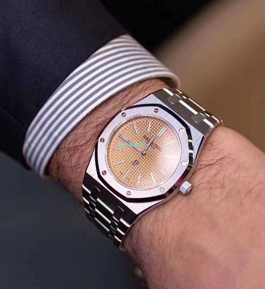 XF Factory  top 复刻AP手表Audemars Piguet 皇家橡树高仿15202BC.OO.1240BC.01 wrist watch  / AP205