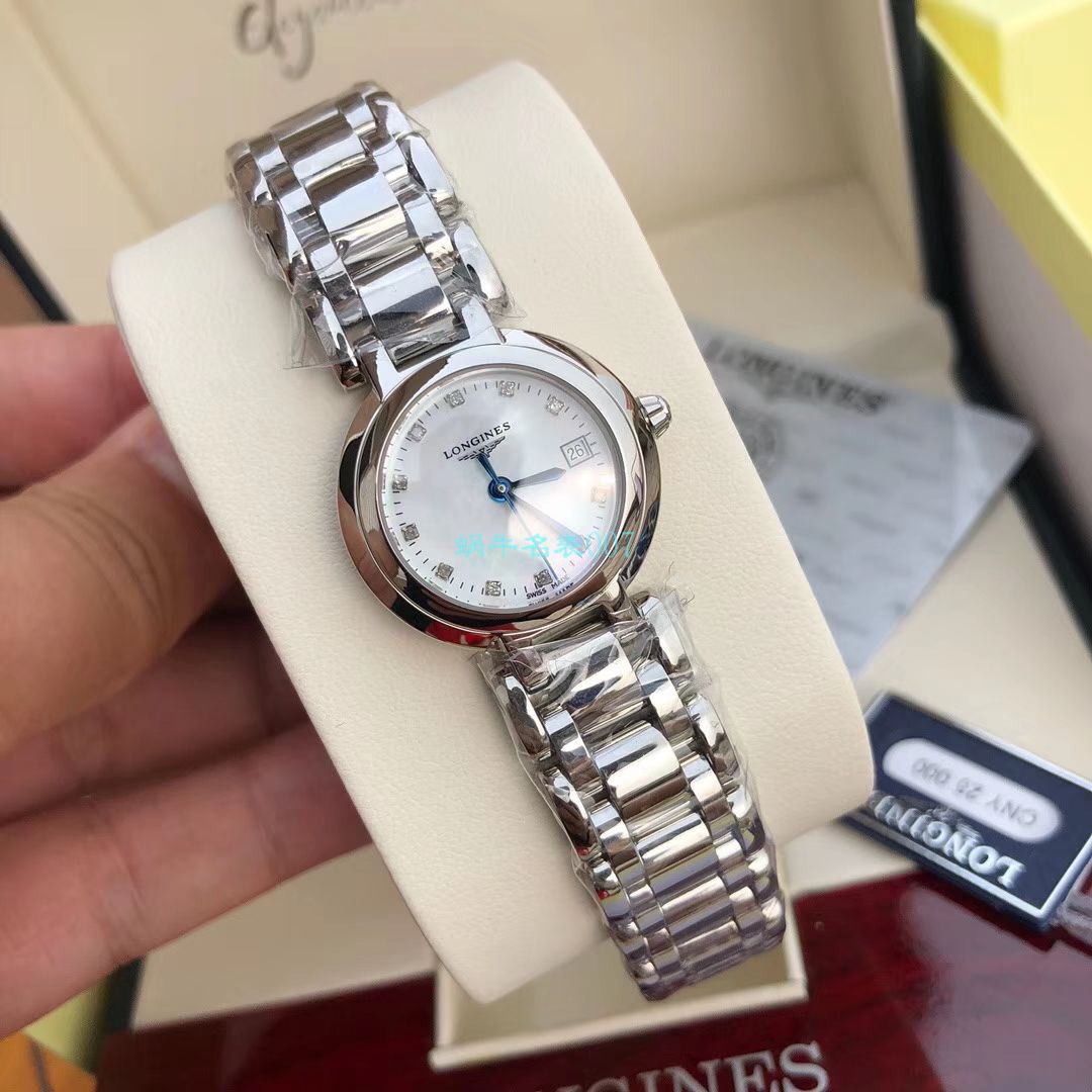 【渠道原单女表】 Longines 优雅 PRIMALUNA心月系列L8.110.4.71.6 wrist watch  / L122
