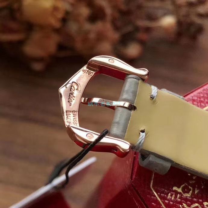 台湾 Factory 高仿手表 Cartier  告白气球26毫米小号女装WGBL0004 wrist watch  / K296