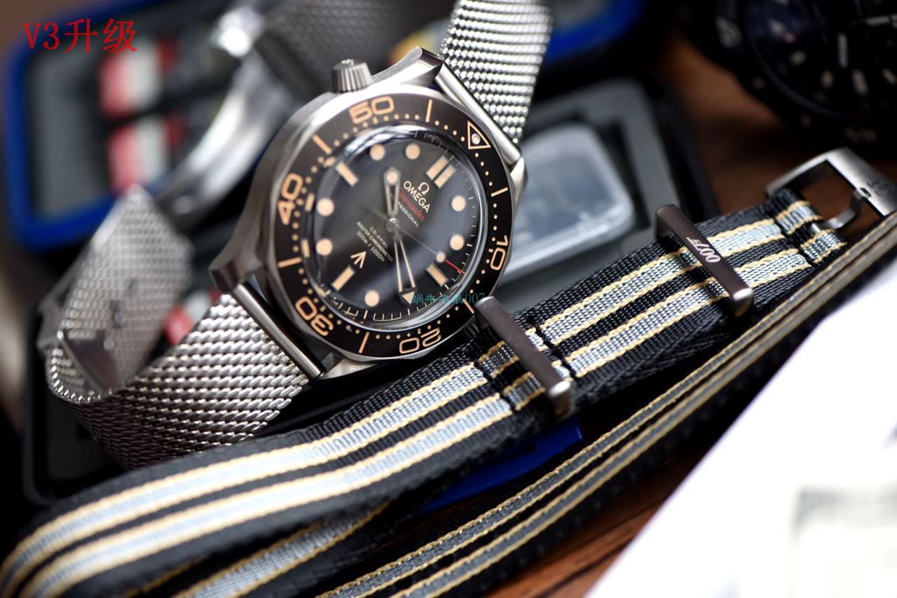  top 复刻OMEGA手表VS Factory 【 Video analysis 】OMEGA Best 的复刻手表 / M712