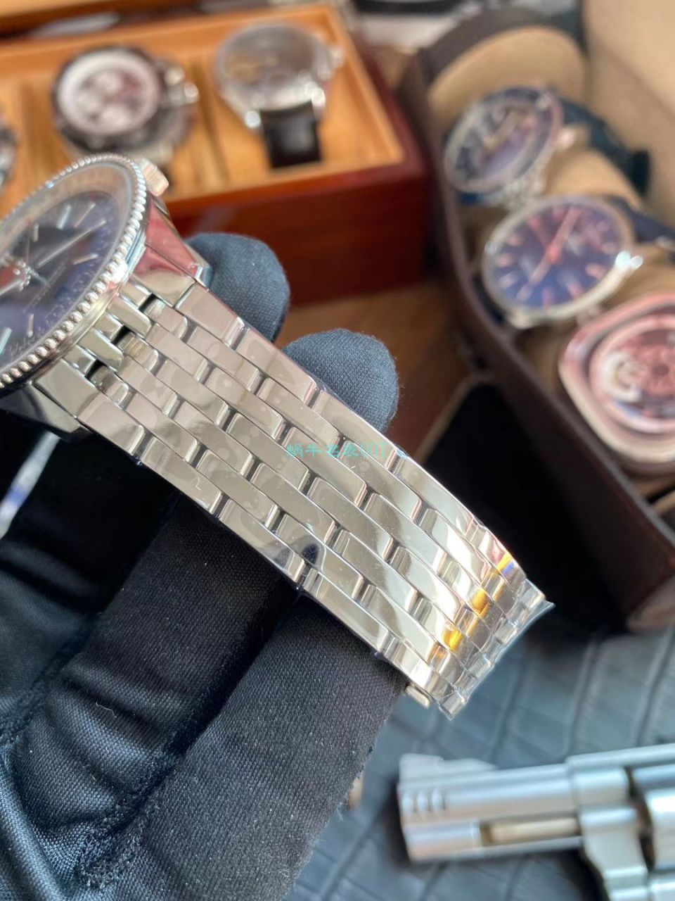 V7 Factory 官网 Breitling 航空计时1系列 top 复刻高仿A17326211C1A1 wrist watch  / BL182