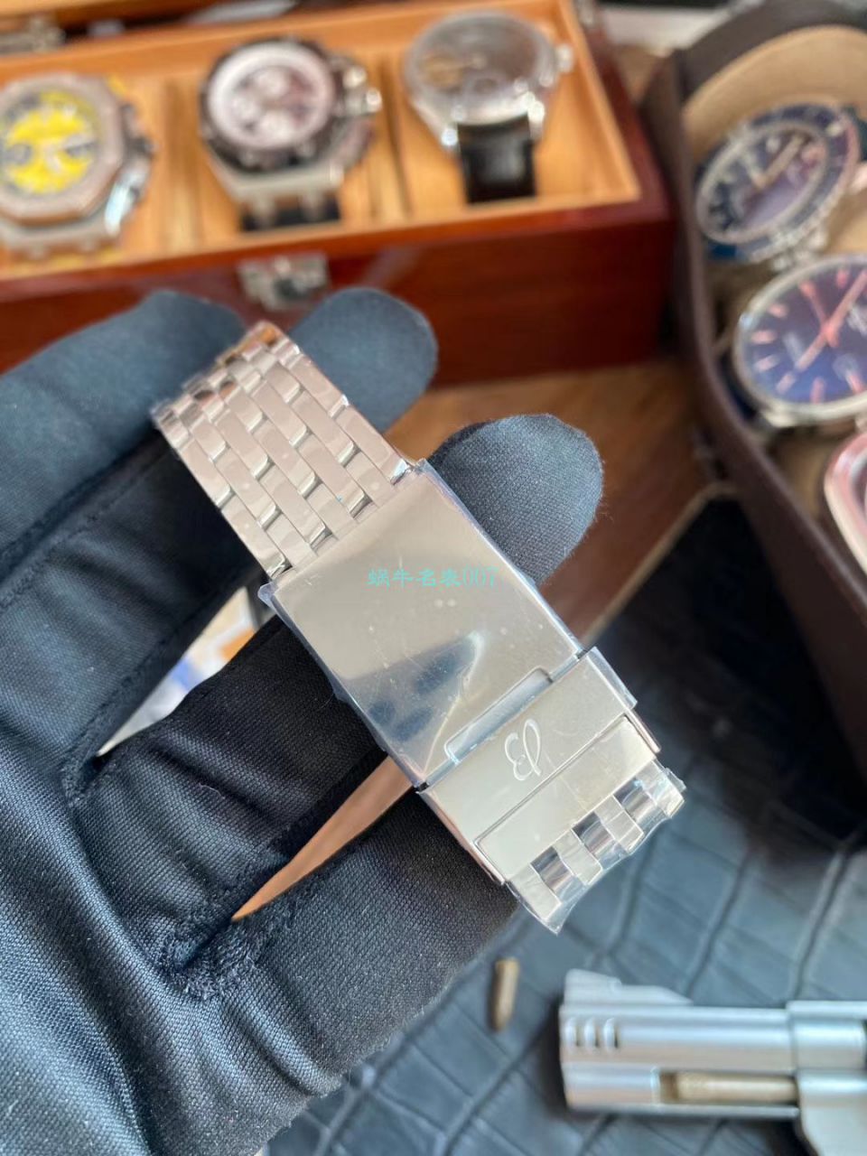 V7 Factory 官网 Breitling 航空计时1系列 top 复刻高仿A17326211C1A1 wrist watch  / BL182