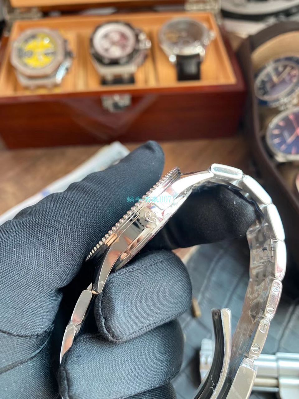 V7 Factory  top 复刻高仿手表 Breitling 航空计时1系列A17326211B1A1 wrist watch  / BL185