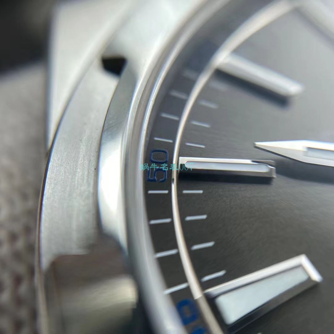 XF Factory 高仿手表Vacheron Constantin   Overseas 系列2000V/120G-B122 wrist watch  / XF2000VC