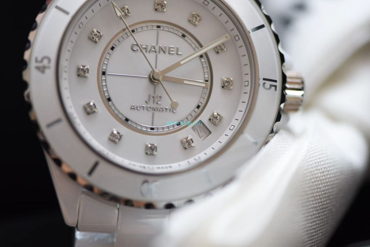 BV Factory  top 复刻高仿香奈儿女士手表新款背透J12系列H5700 wrist watch  / X059