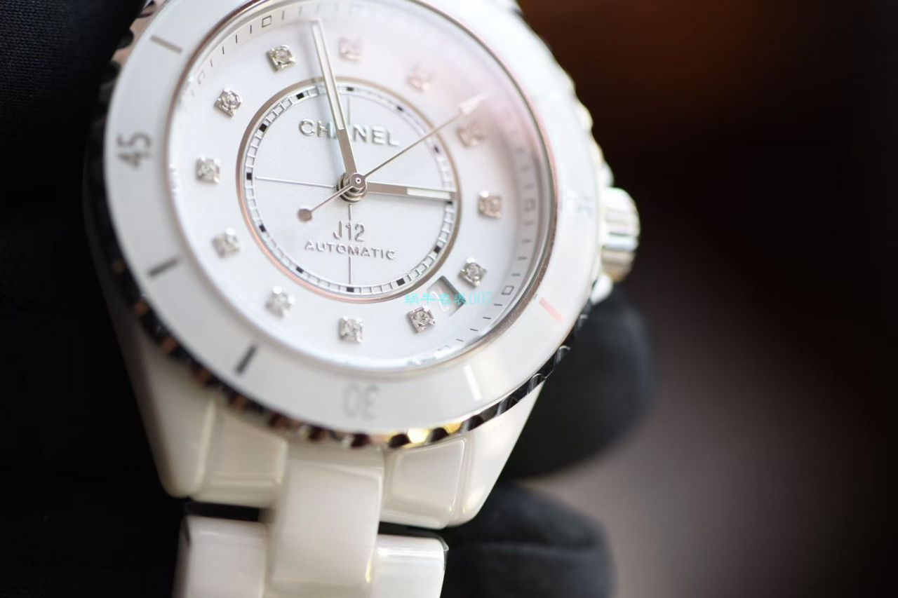BV Factory  top 复刻高仿香奈儿女士手表新款背透J12系列H5700 wrist watch  / X059