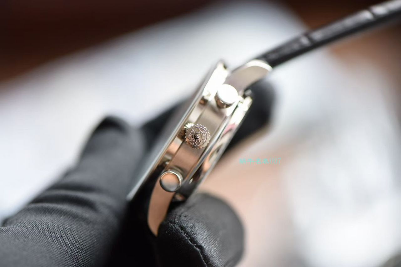 YL Factory 超A高仿 IWC 葡萄牙背透绿面葡计手表IW371615 wrist watch  / WG565