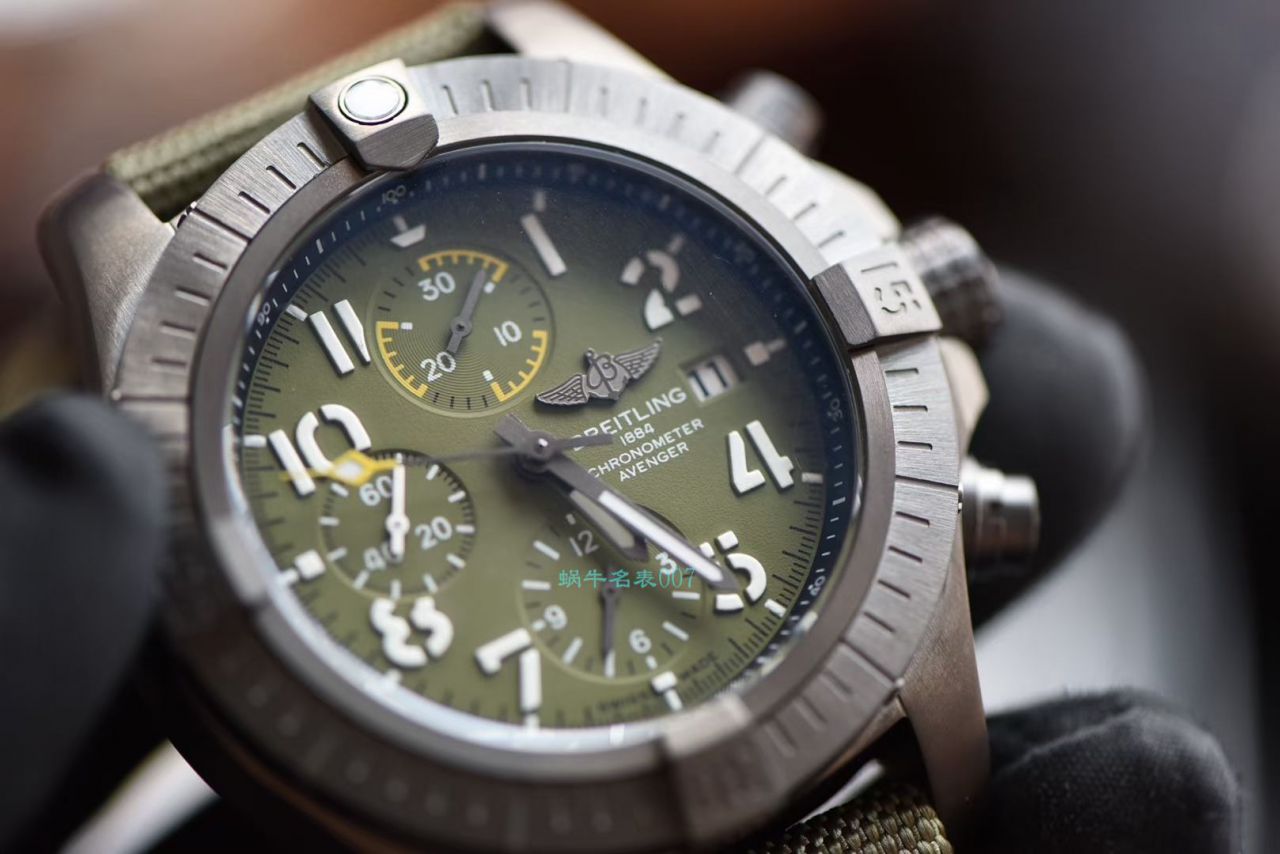 OX Factory 1比1高精仿 Breitling 手表复仇者系列V13317101L1X1 wrist watch  / BL192
