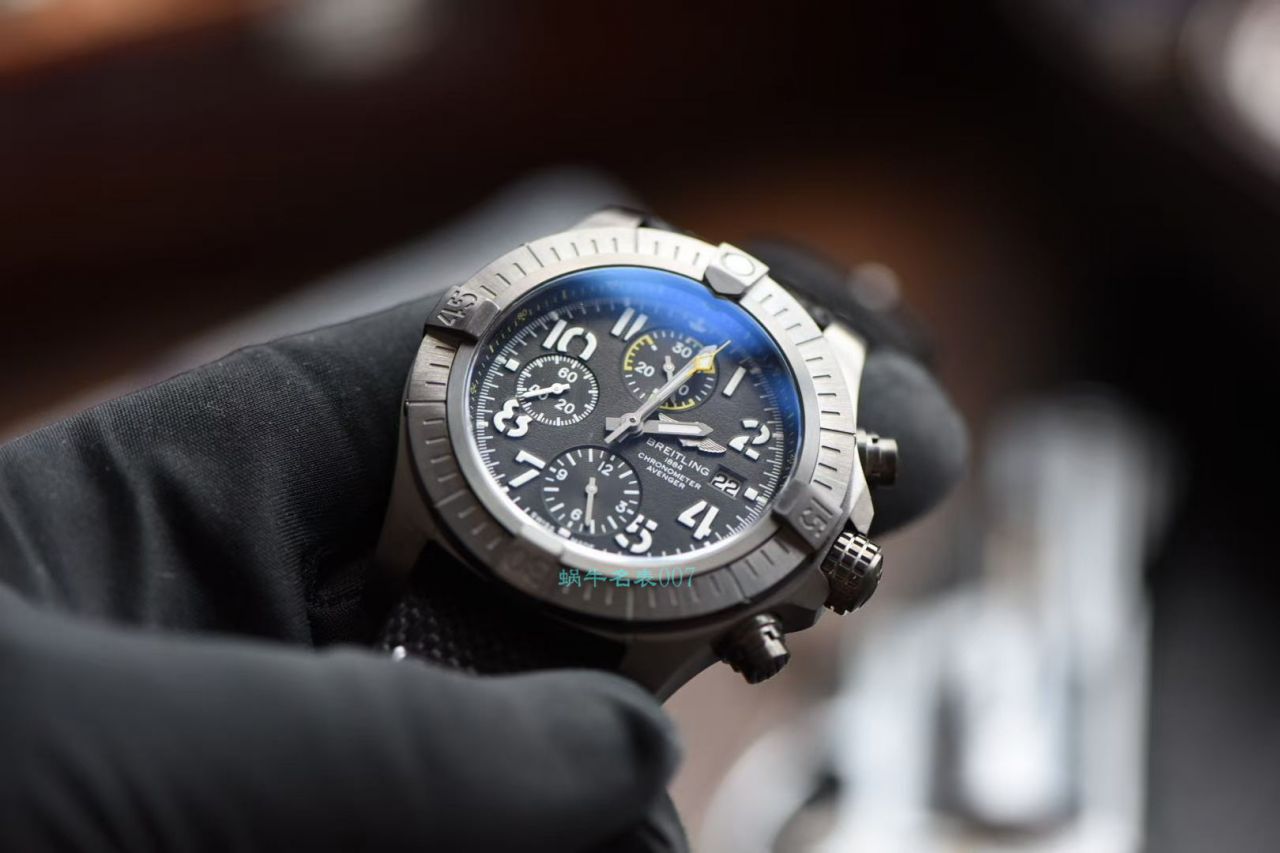 OX Factory 超A高仿 Breitling 手表复仇者系列V13317101B1X2 wrist watch  / BL191