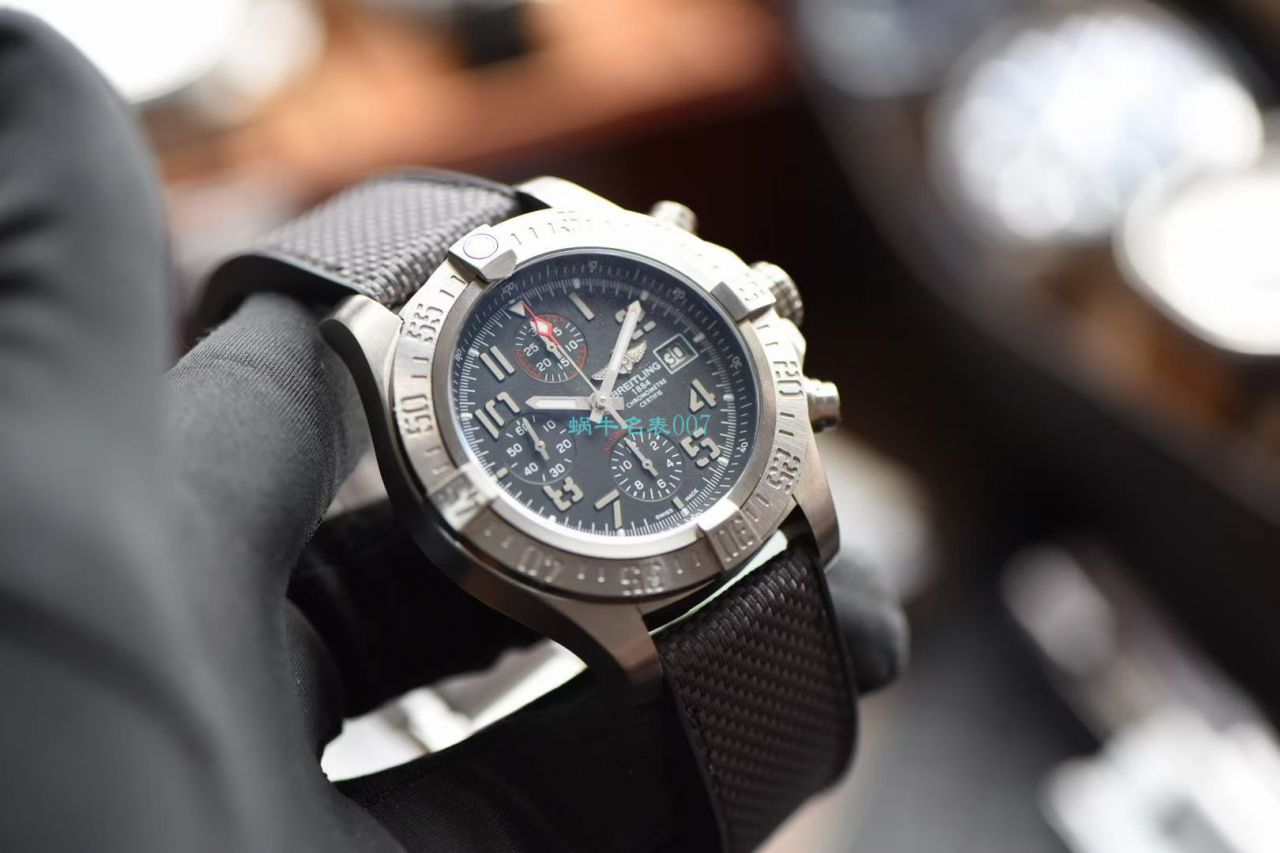 OXF Factory 超A高仿手表 Breitling 复仇者系列E13383101M2W1 wrist watch  / BL197