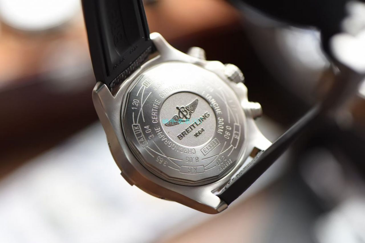OXF Factory 超A高仿手表 Breitling 复仇者系列E13383101M2W1 wrist watch  / BL197