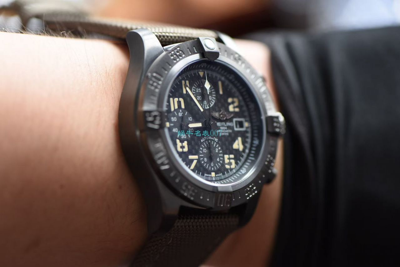 OXF Factory 超A高仿手表 Breitling 复仇者系列E13383101M2W1 wrist watch  / BL197