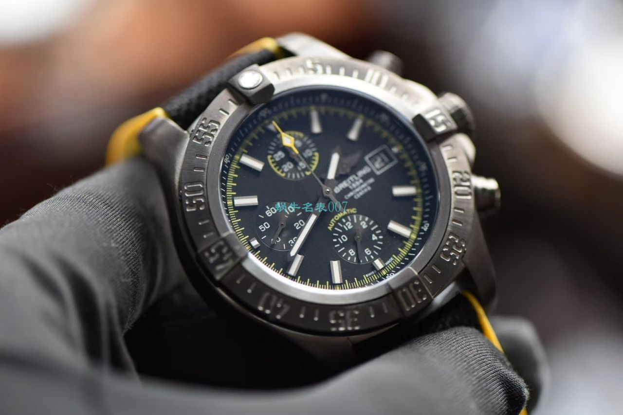 OXF Factory 超A高仿手表 Breitling 复仇者系列E13383101M2W1 wrist watch  / BL197
