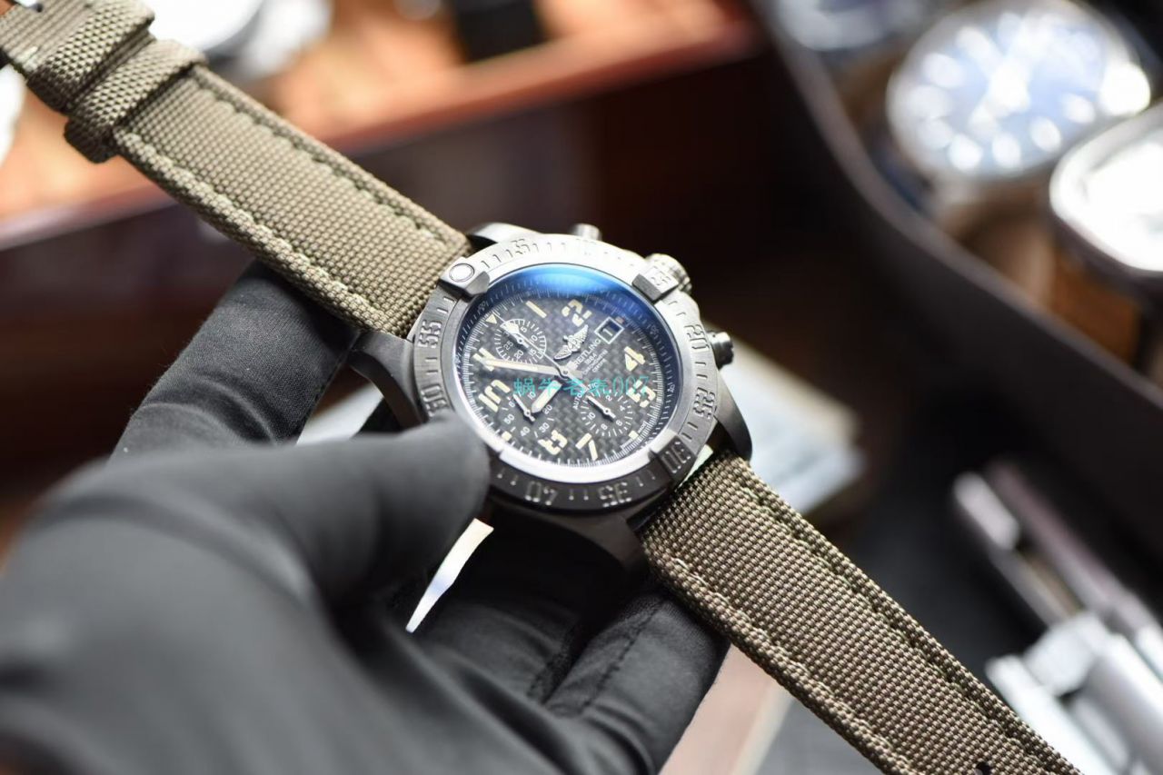 OXF Factory 超A高仿手表 Breitling 复仇者系列E13383101M2W1 wrist watch  / BL197