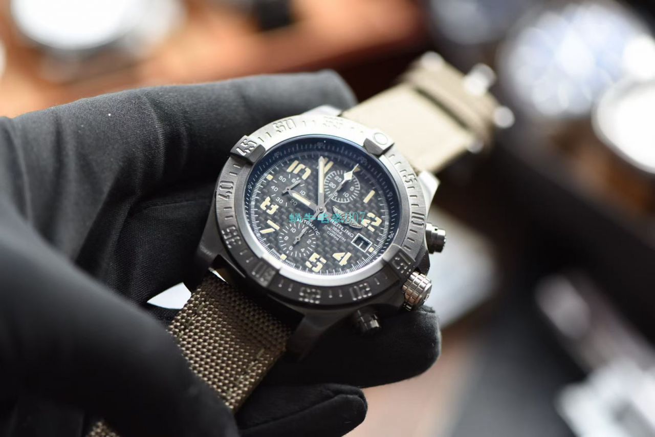 OXF Factory 超A高仿手表 Breitling 复仇者系列E13383101M2W1 wrist watch  / BL197