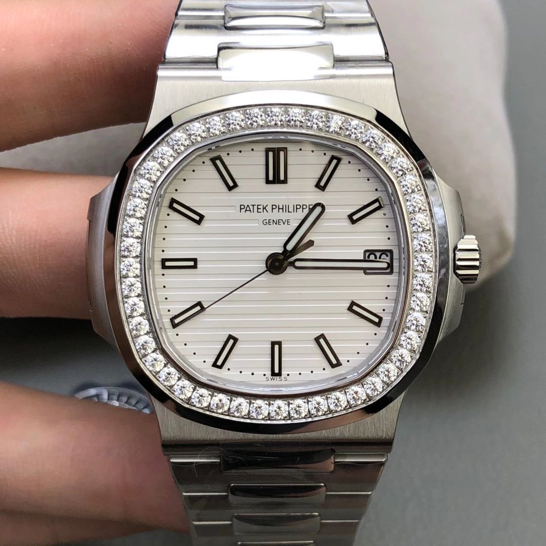 PPF Factory V4版超级 Nautilus 钻圈 PATEK PHILIPPE 1比1精高仿手表5711/1A-011 / BD322