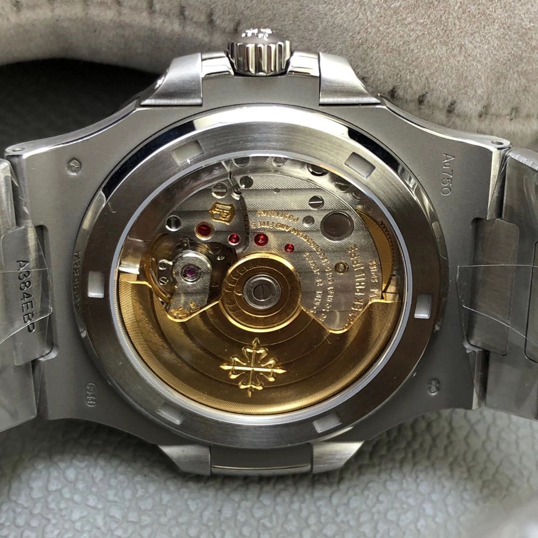 PPF Factory V4版超级 Nautilus 钻圈 PATEK PHILIPPE 1比1精高仿手表5711/1A-011 / BD322