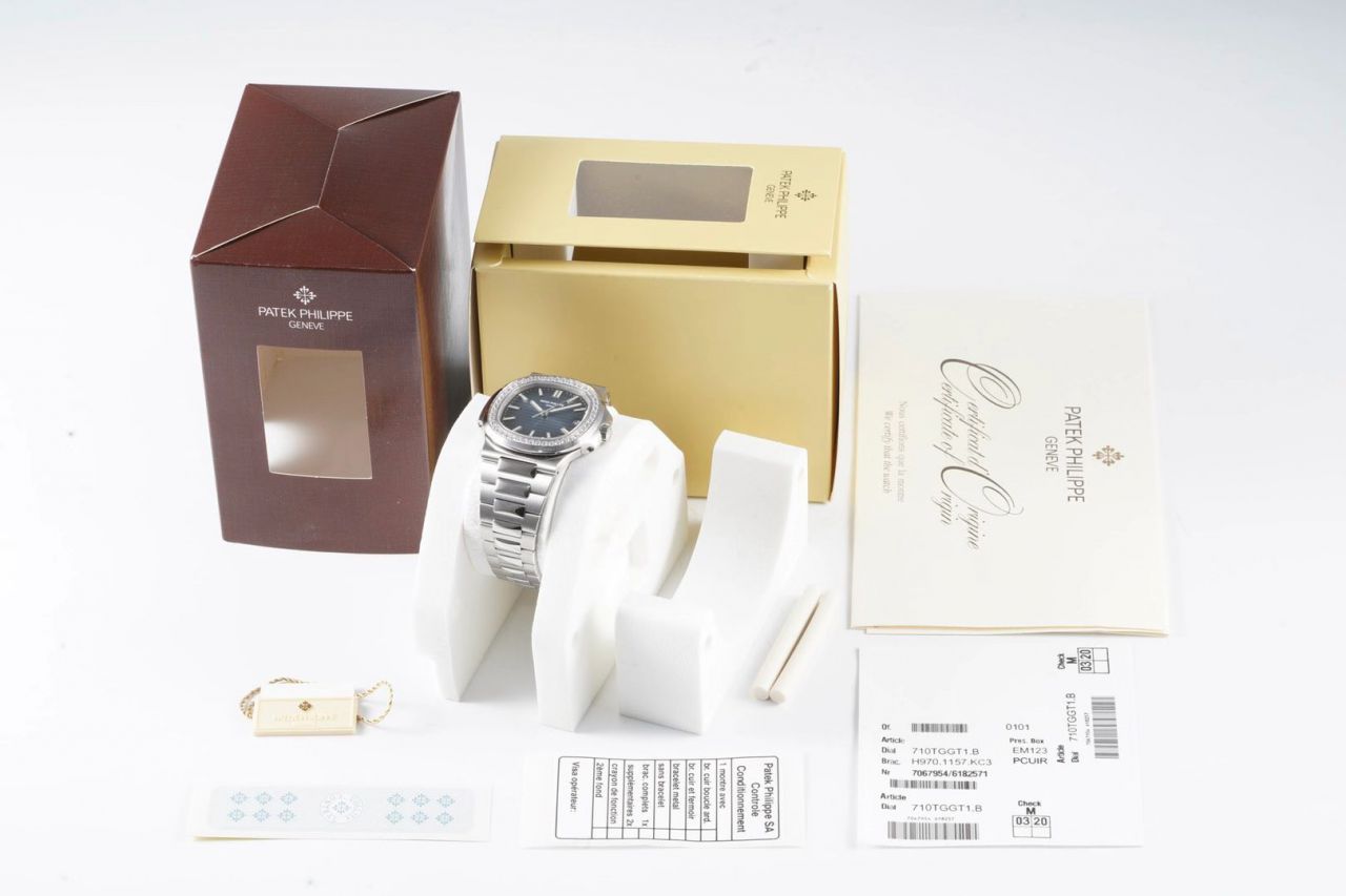 PPF Factory V4版超级 Nautilus 钻圈 PATEK PHILIPPE 1比1精高仿手表5711/1A-011 / BD322