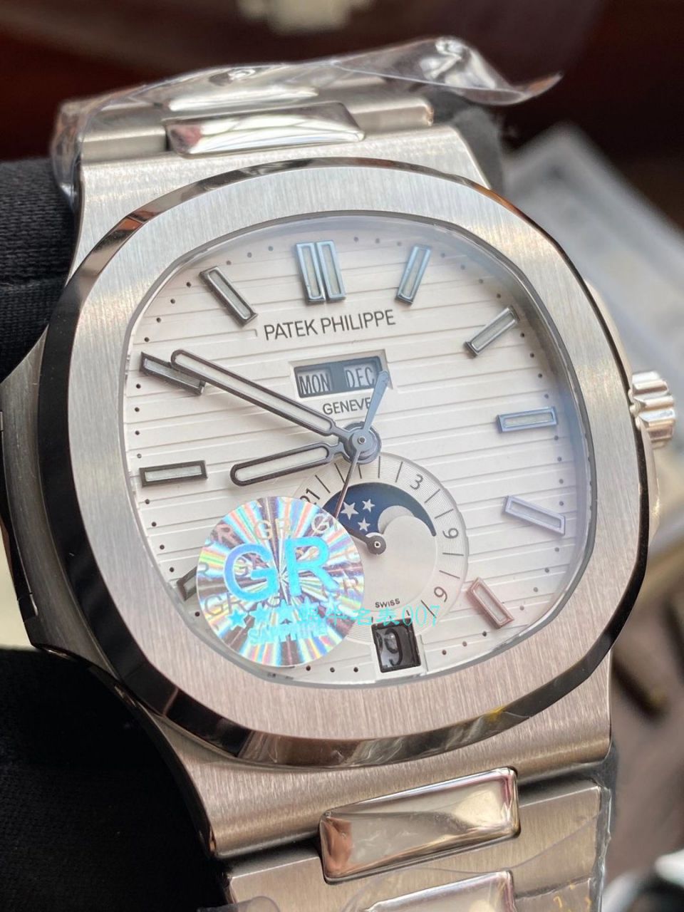 GR Factory  PATEK PHILIPPE  Nautilus 复刻高仿手表V2版本5726/1A-010 wrist watch  / BD328