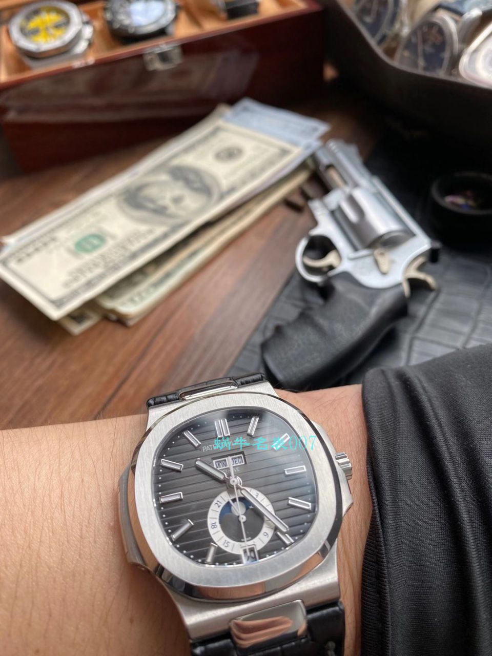 GR Factory 高仿 PATEK PHILIPPE PatekPhilippe手表多少钱 Nautilus V2真月相5726/1A-014皮带款 / BD326