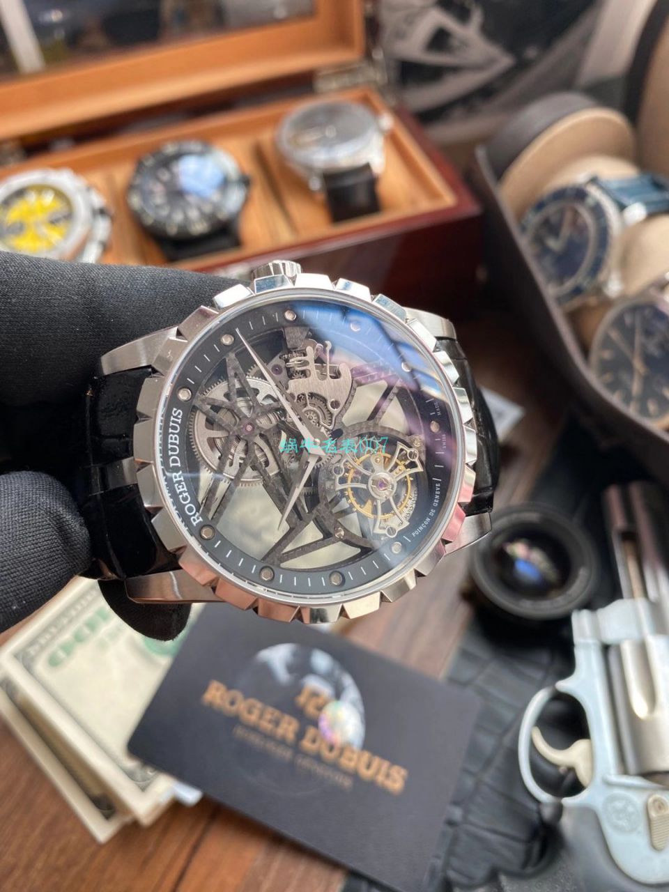 BBR Factory V3全新升级版本Roger DubuisROGER DUBUIS王者系列 Tourbillon RDDBEX0393、RDDBEX0392 wrist watch  / LJ062