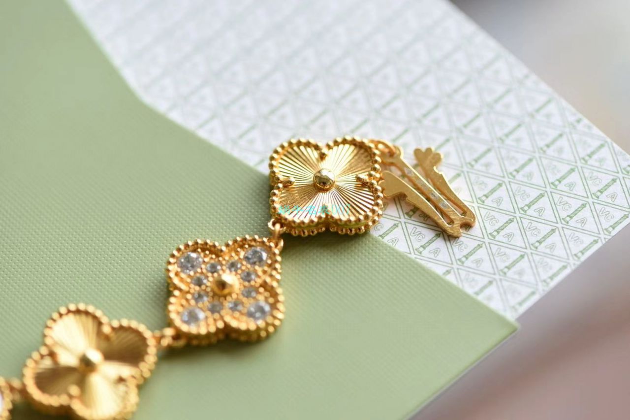 V&A Factory 梵克雅宝超A高仿手表VCARO8WW00,VCARO8SG00女表 / VCA012