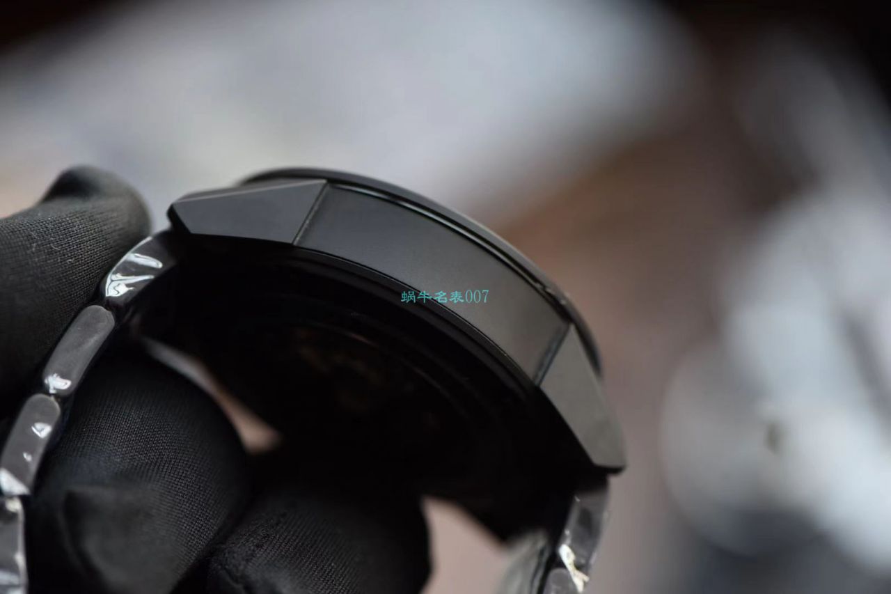 XF Factory  TAG Heuer 卡莱拉全 Composite 带黑骑士CAR2090.BH0729 top 高仿手表 / TG108