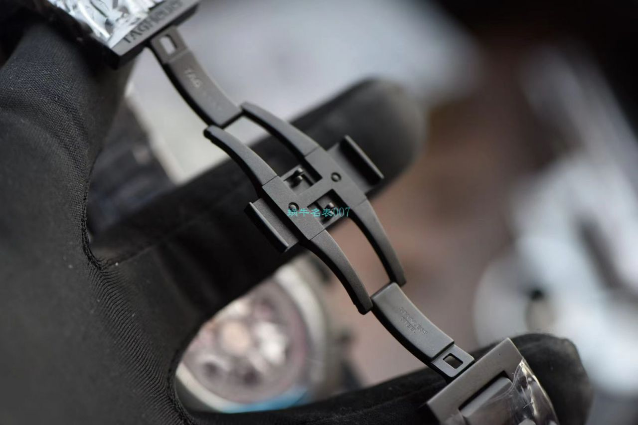 XF Factory  TAG Heuer 卡莱拉全 Composite 带黑骑士CAR2090.BH0729 top 高仿手表 / TG108
