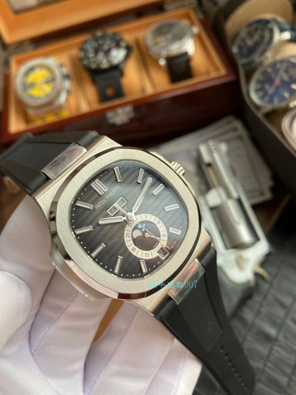 【 Video analysis 】GR Factory  PATEK PHILIPPE 真月相 Nautilus 1比1高仿复刻手表V2版本5726/1A-014 / BD332