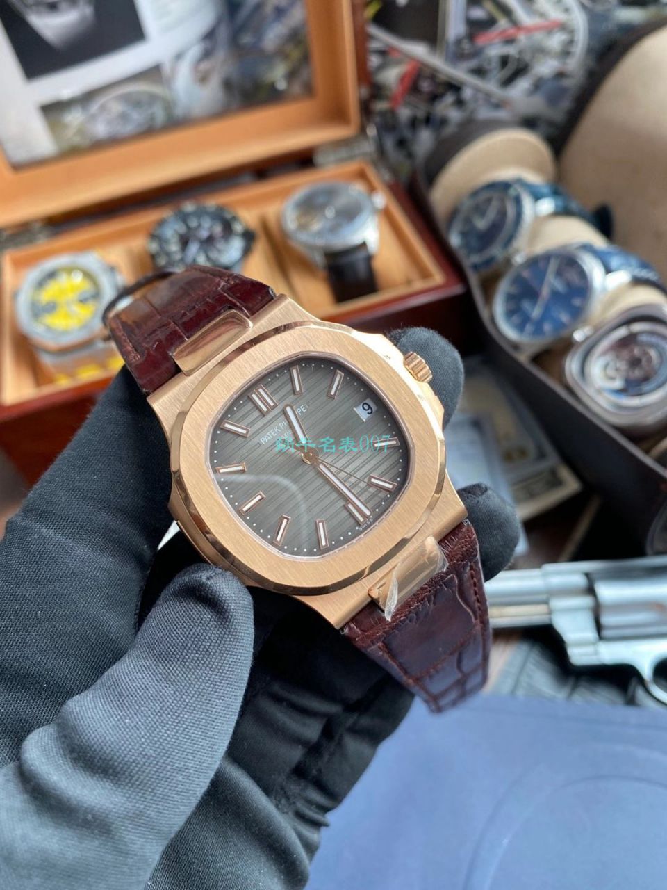 PPF Factory V4 Nautilus  top 复刻高仿PP PATEK PHILIPPE 5711R 玫瑰金 wrist watch  / BD300