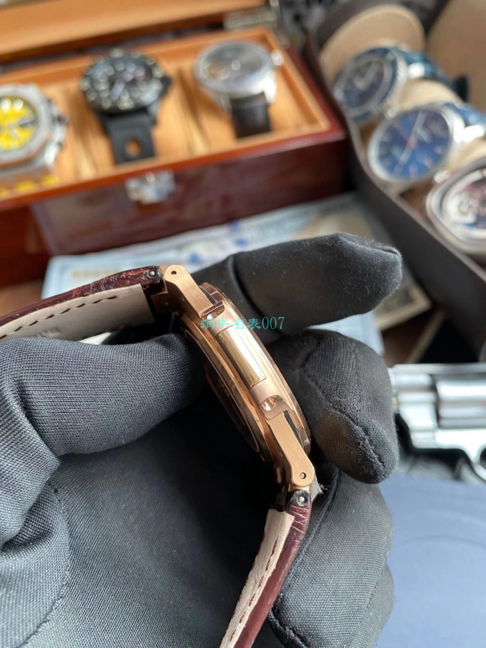 PPF Factory V4 Nautilus  top 复刻高仿PP PATEK PHILIPPE 5711R 玫瑰金 wrist watch  / BD300
