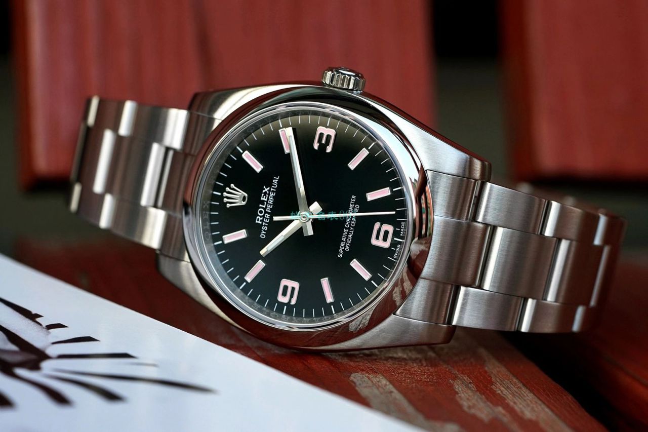 KRF Factory  Rolex  oyster perpetual 动系列116000黑盘1比1高仿手表 / R668