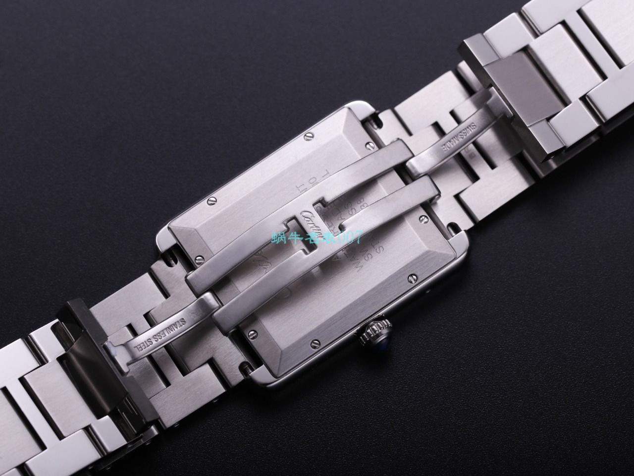 V9 Factory  Cartier  坦克系列 top 高精仿手表W5200028（超大号） wrist watch  / K315
