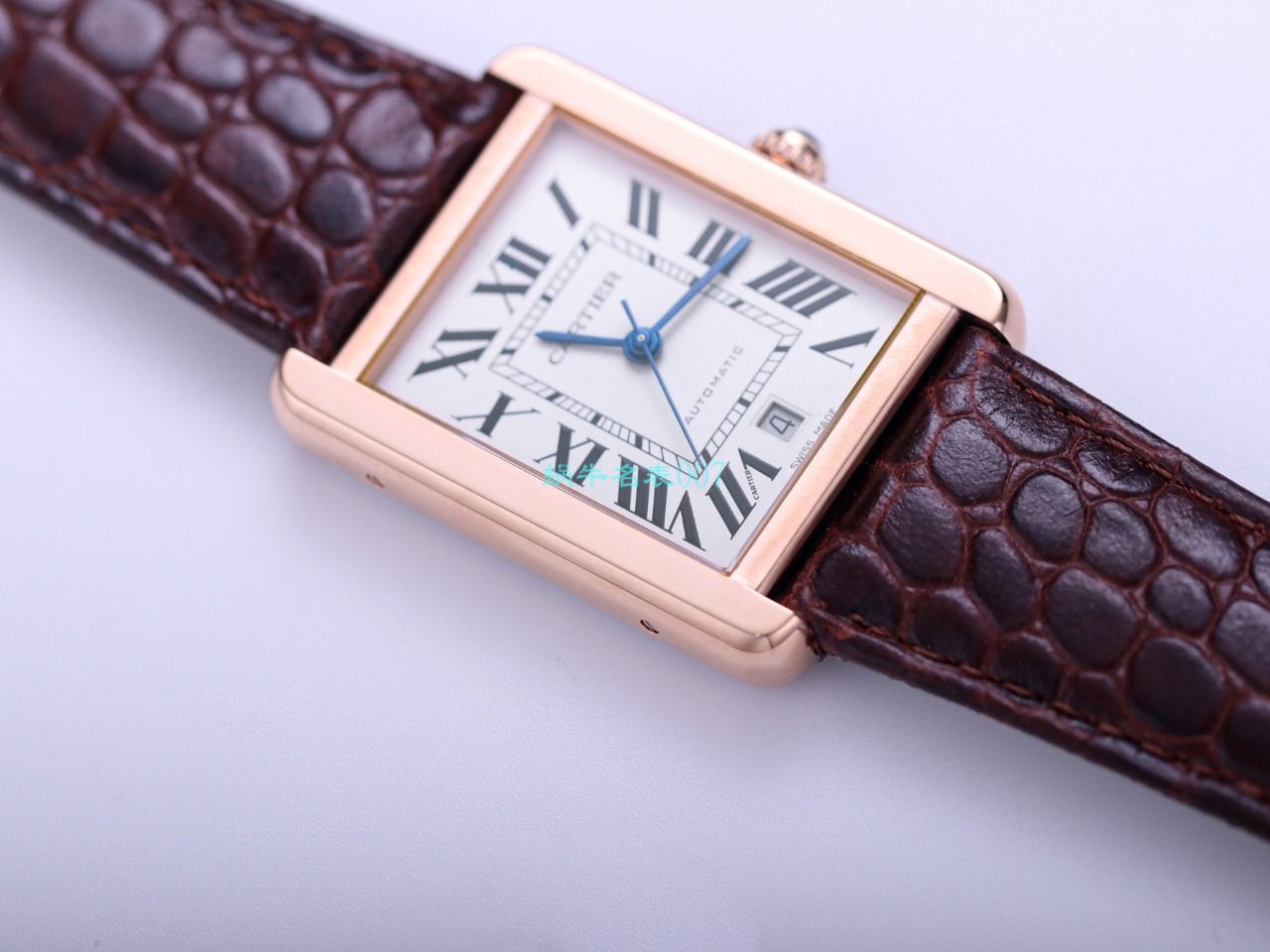 V9 Factory  Cartier  坦克系列 top 高精仿手表W5200028（超大号） wrist watch  / K315