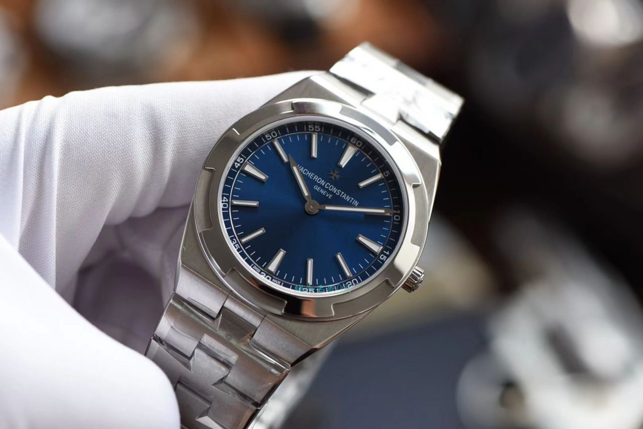 XF Factory Vacheron Constantin   Overseas 系列2000V超A复刻高仿手表海外特别版骚蓝 / JS231