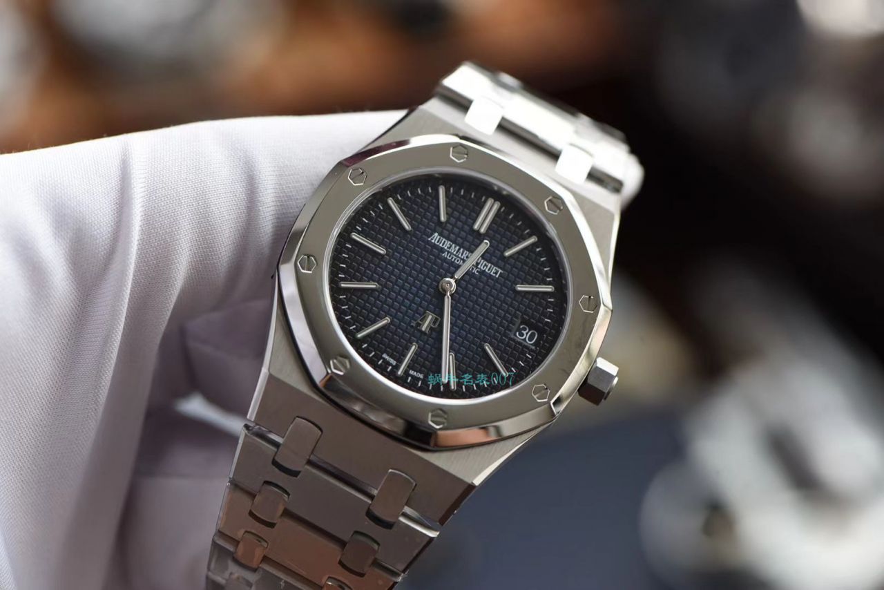 XF Factory 超A高仿APAudemars Piguet 手表皇家橡树15202IP.OO.1240IP.01超薄烟熏蓝 copy customized 限量版 / AP210