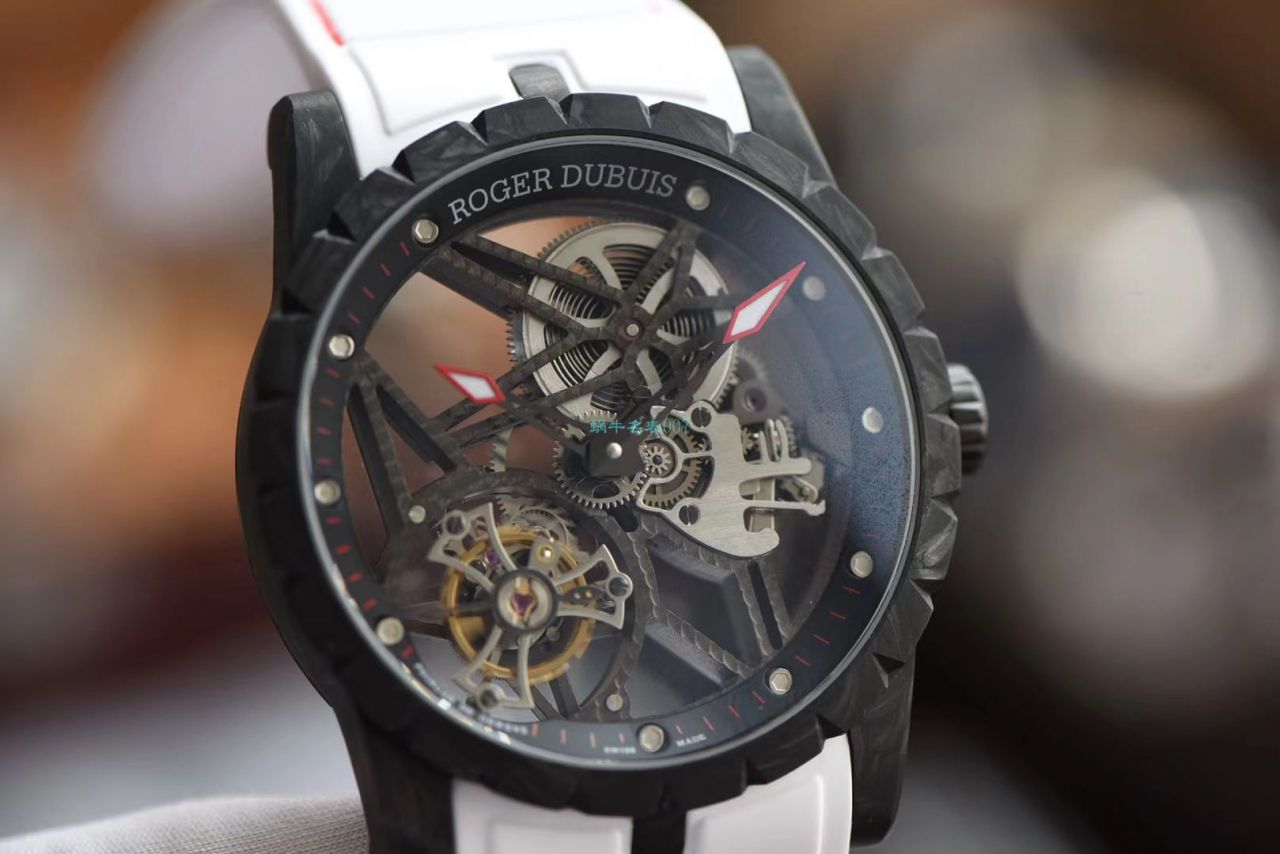 BBR Factory 最新Roger Dubuis王者系列 carbon fiber  Tourbillon 1比1复刻高仿手表DBEX0577 wrist watch  / LJ090