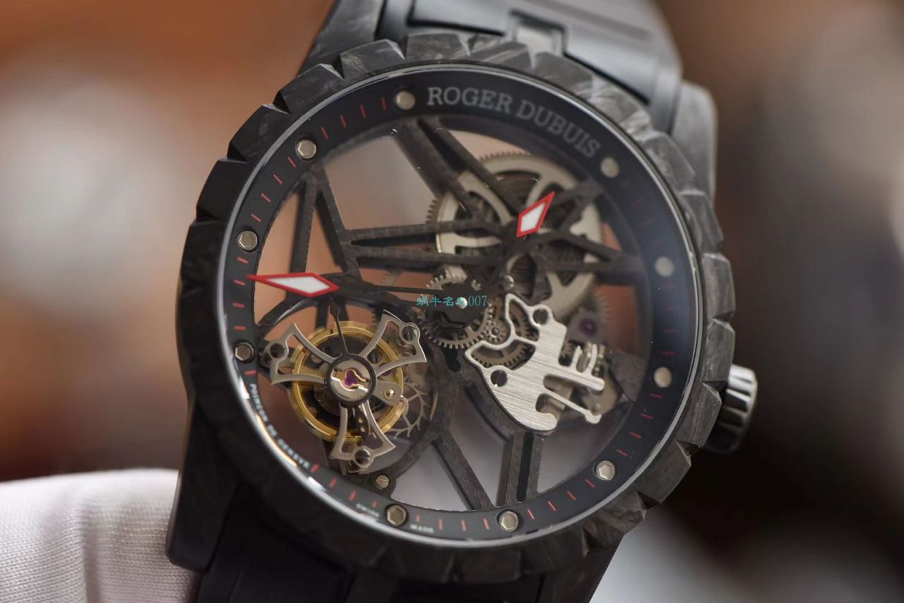 BBR Factory 最新Roger Dubuis王者系列 carbon fiber  Tourbillon 1比1复刻高仿手表DBEX0577 wrist watch  / LJ090