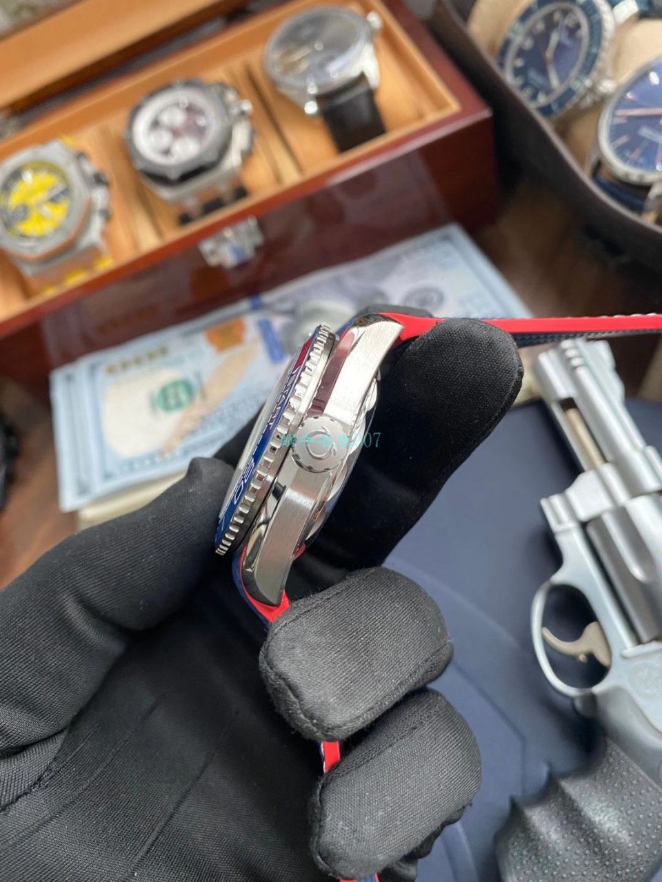 VS Factory 1比1高仿手表OMEGA Seamaster 系列海洋宇宙美洲杯限量版 wrist watch  / VS733