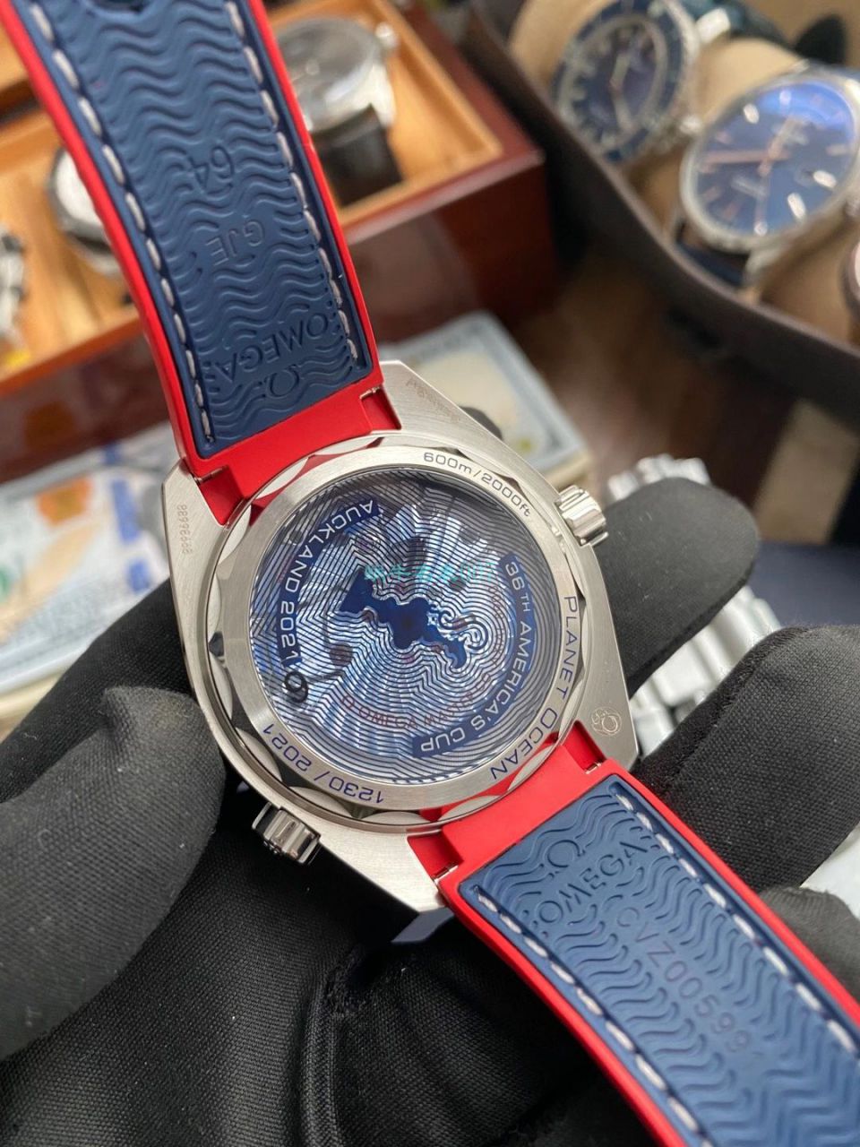 VS Factory 1比1高仿手表OMEGA Seamaster 系列海洋宇宙美洲杯限量版 wrist watch  / VS733