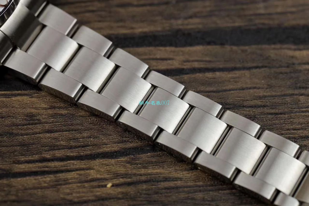 【 Video analysis 】WWF Factory  top 复刻 Rolex 全镂空改装 Submariner 116610手表 / R671
