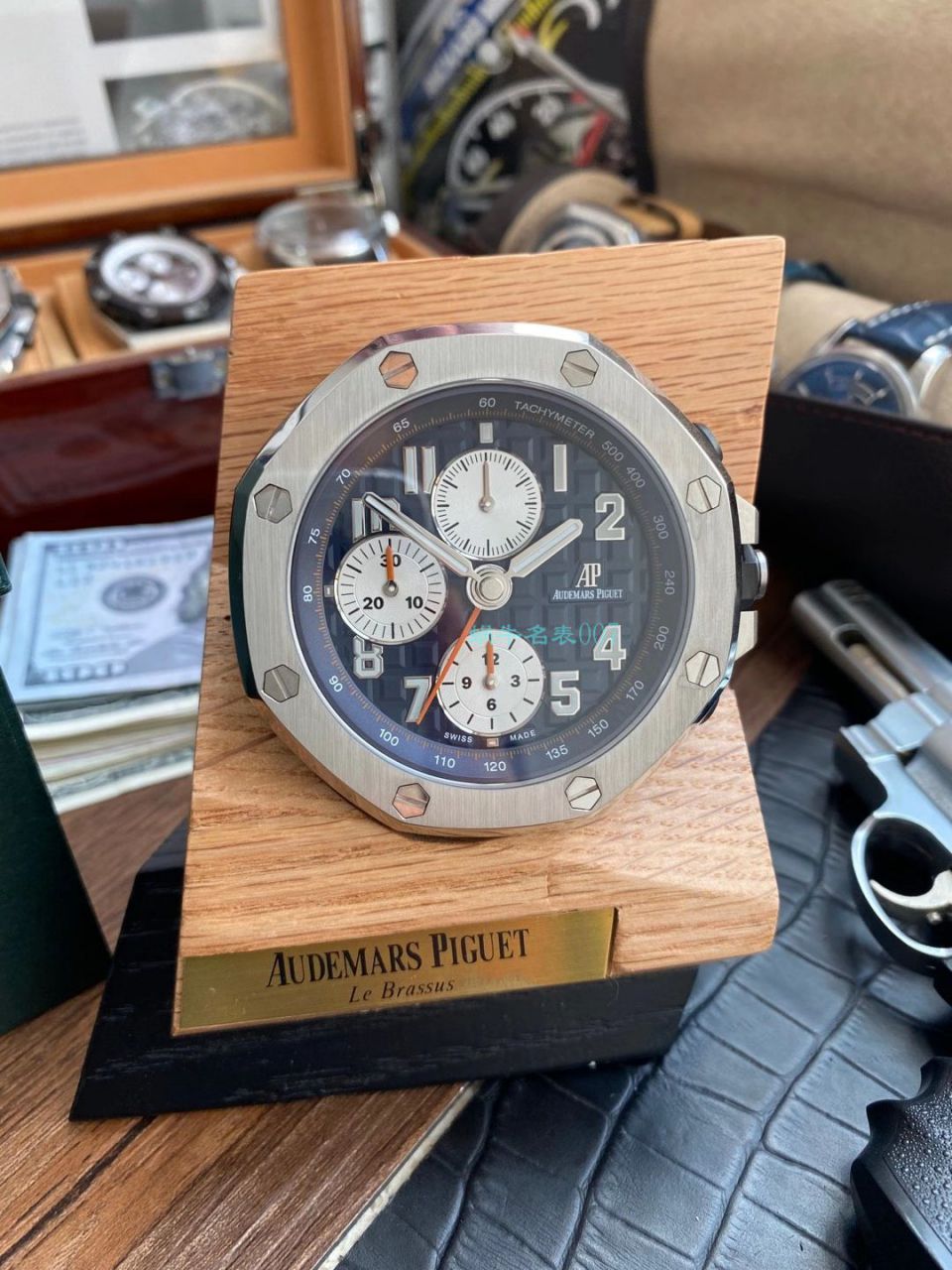 CK Factory Audemars PiguetAudemars Piguet  Royal Oak Offshore 26470经典致敬桌钟座钟 wrist watch  / AP219
