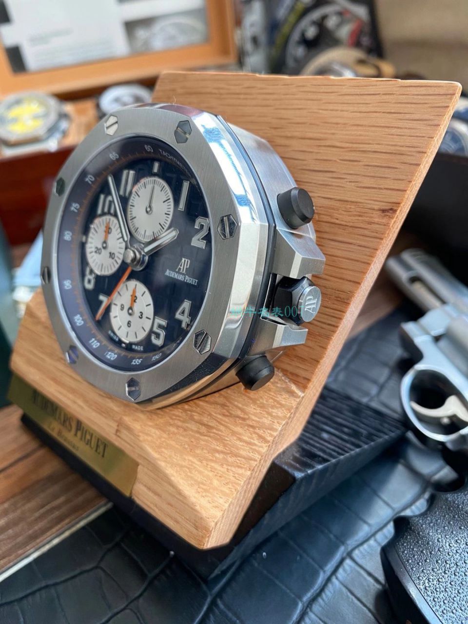 CK Factory Audemars PiguetAudemars Piguet  Royal Oak Offshore 26470经典致敬桌钟座钟 wrist watch  / AP219